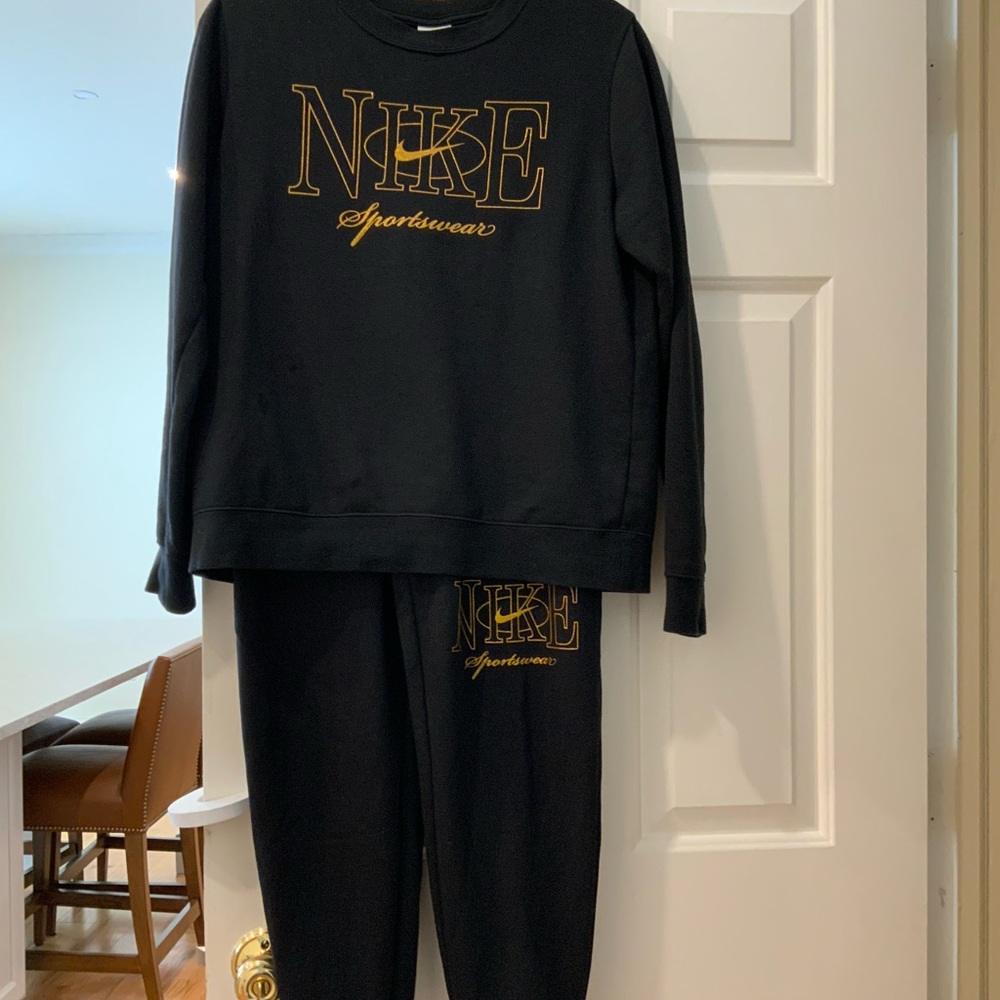 Nike Black and Gold Sweatshirt and Pants Set